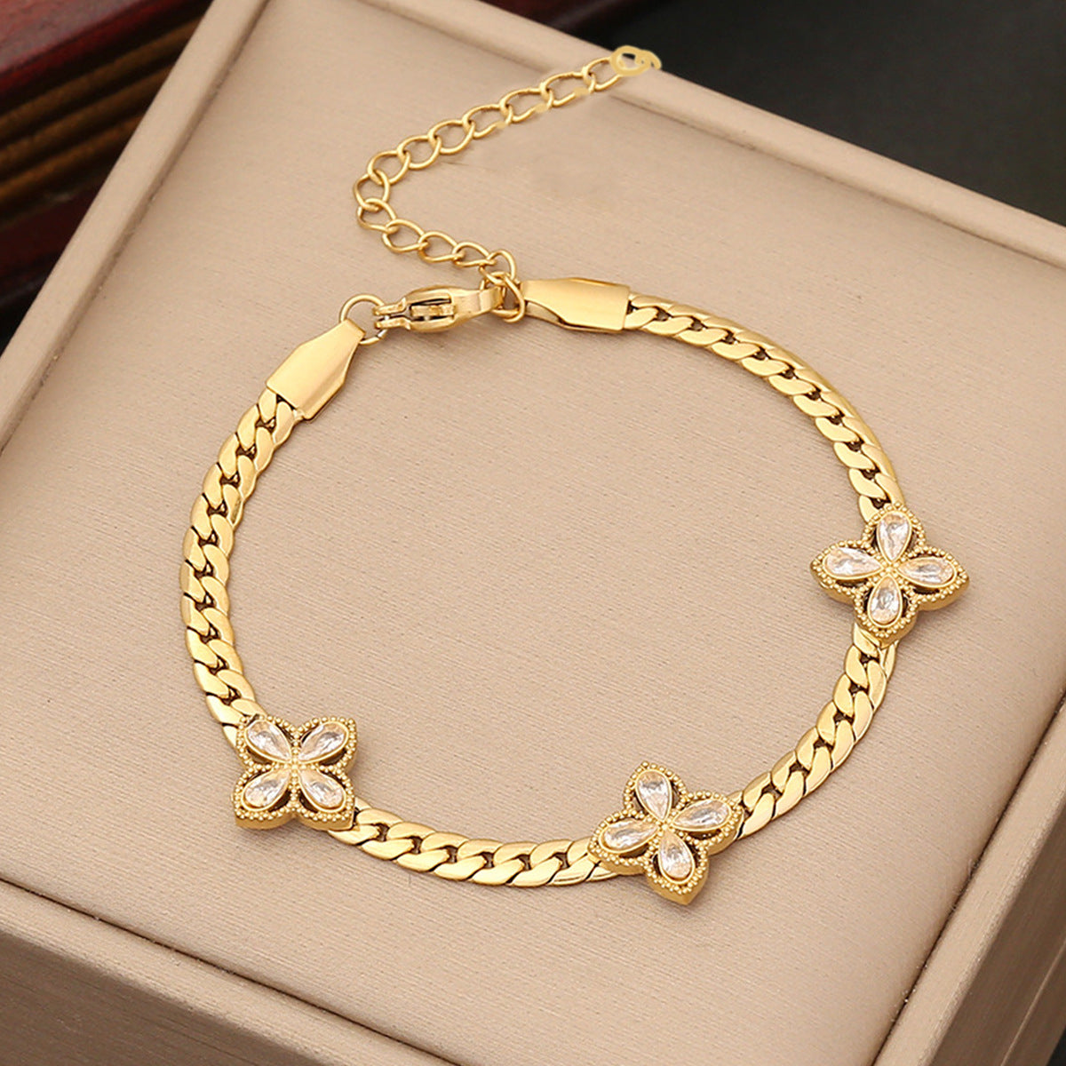 zircon necklace