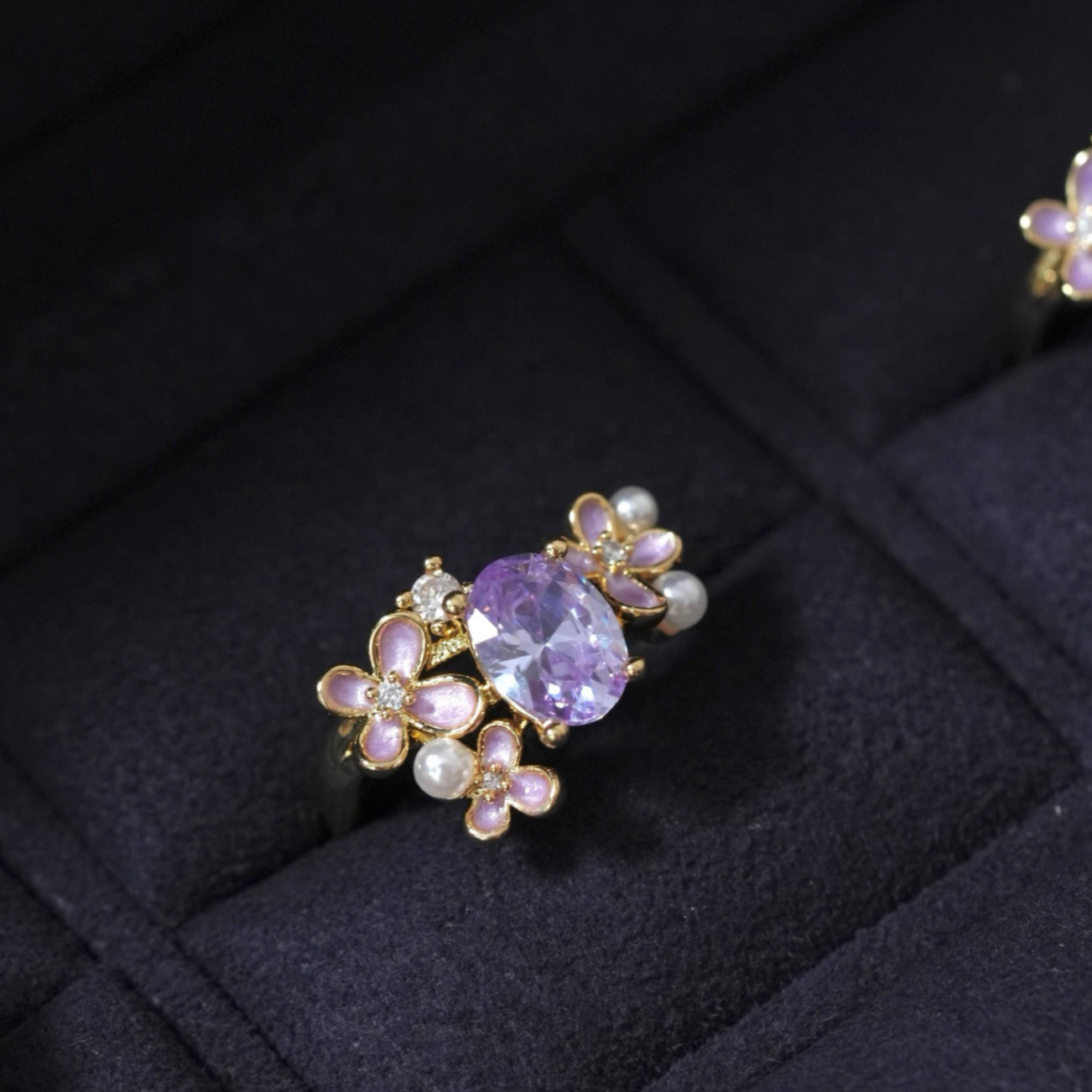 Zircon Ring