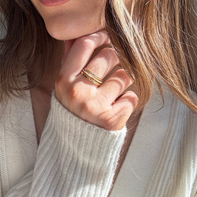 Zircon ring