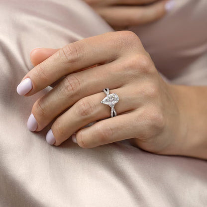 Zirconia Teardrop Ring