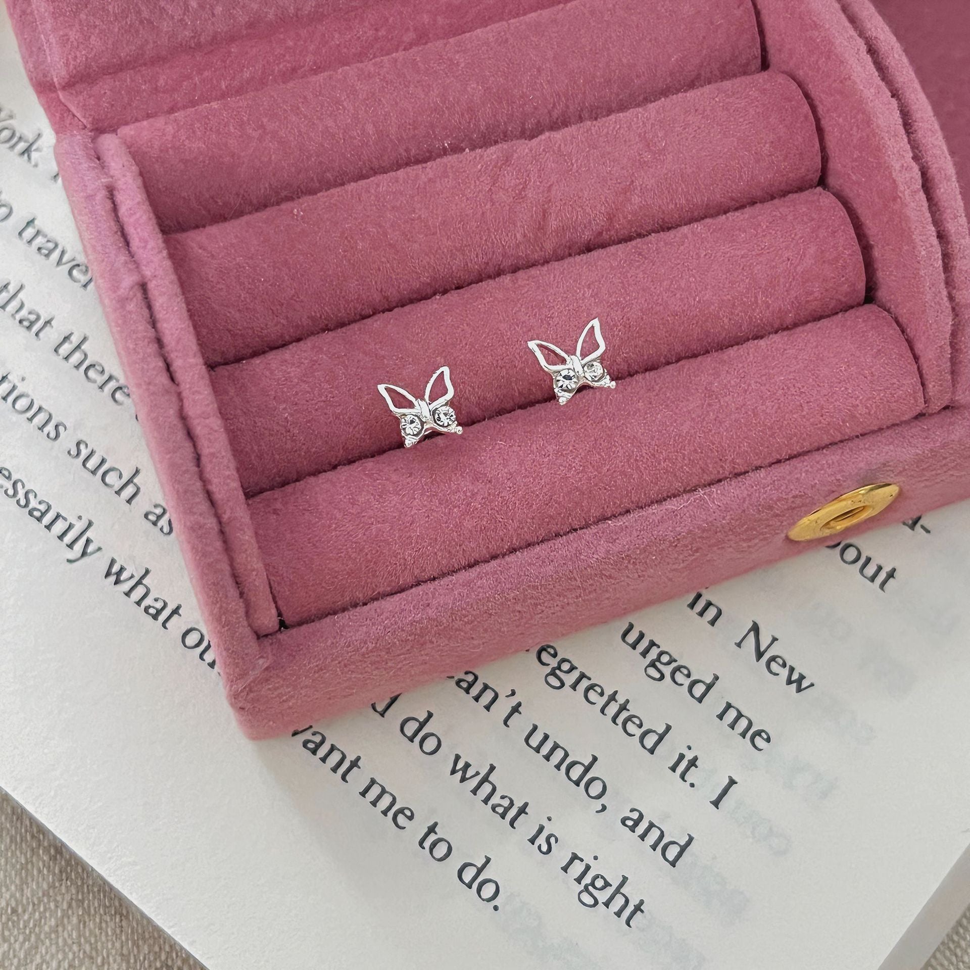 Zirconite ear rings
