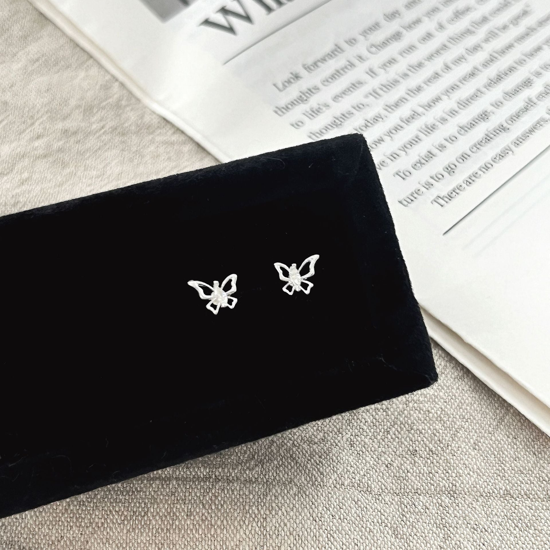 Zirconite ear rings