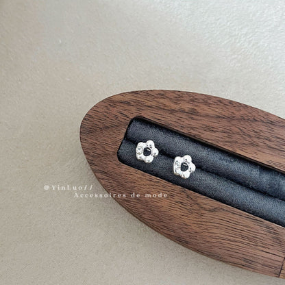 Zirconite ear rings