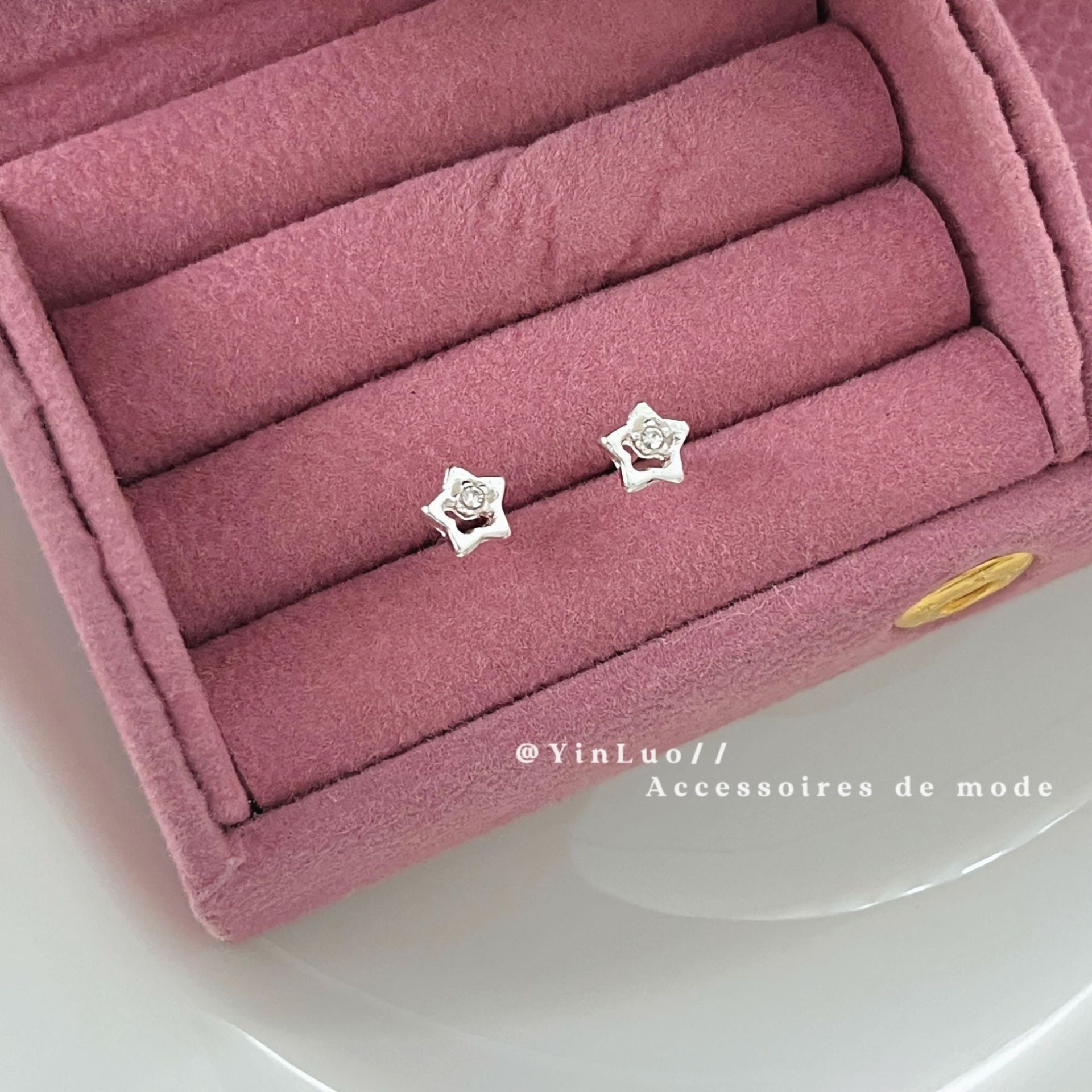 Zirconite ear rings