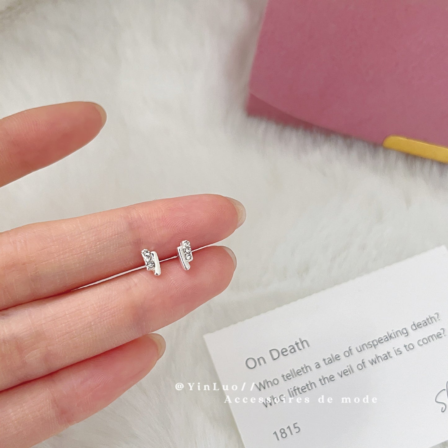 Zirconite ear rings