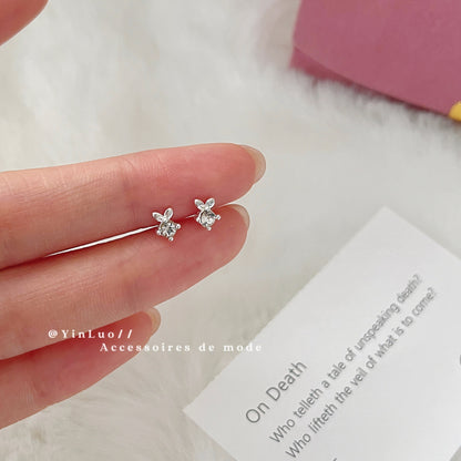 Zirconite ear rings