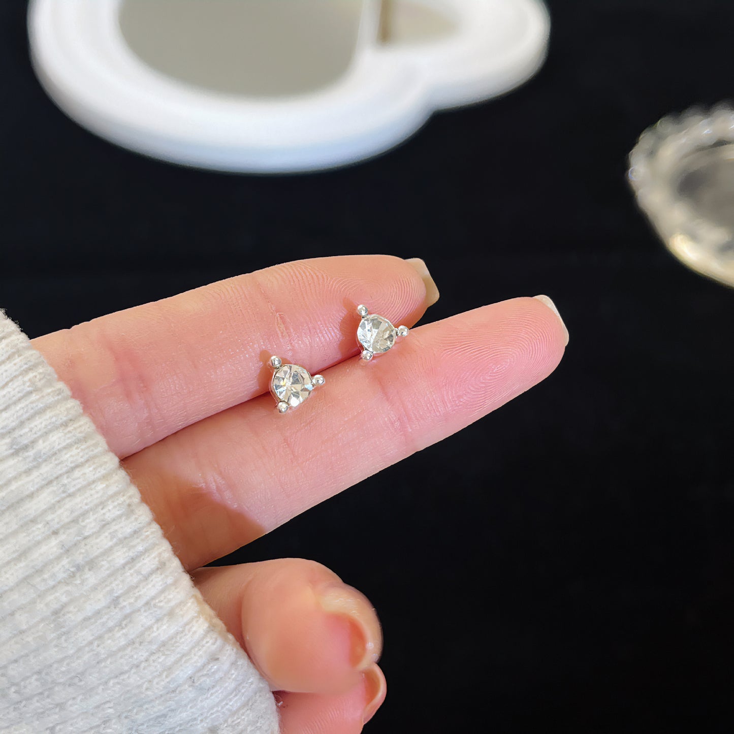 Zirconite ear rings