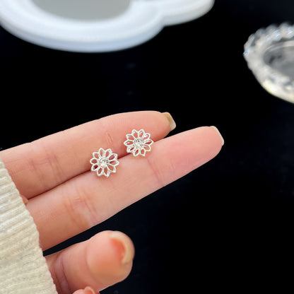 Zirconite ear rings
