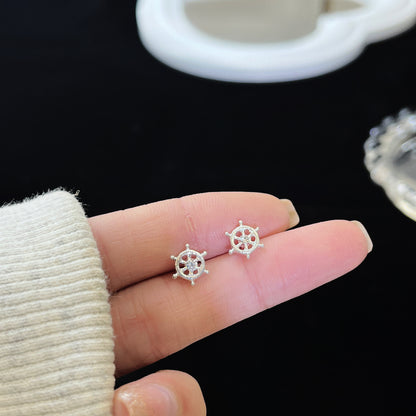 Zirconite ear rings
