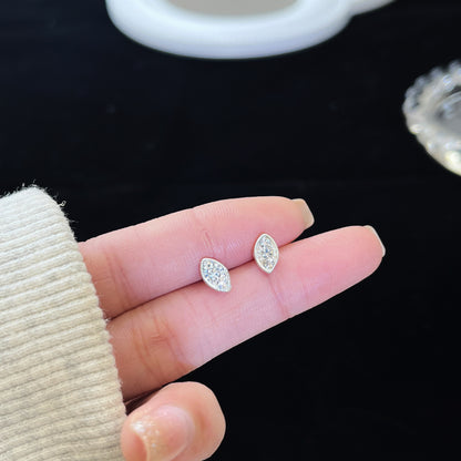 Zirconite ear rings