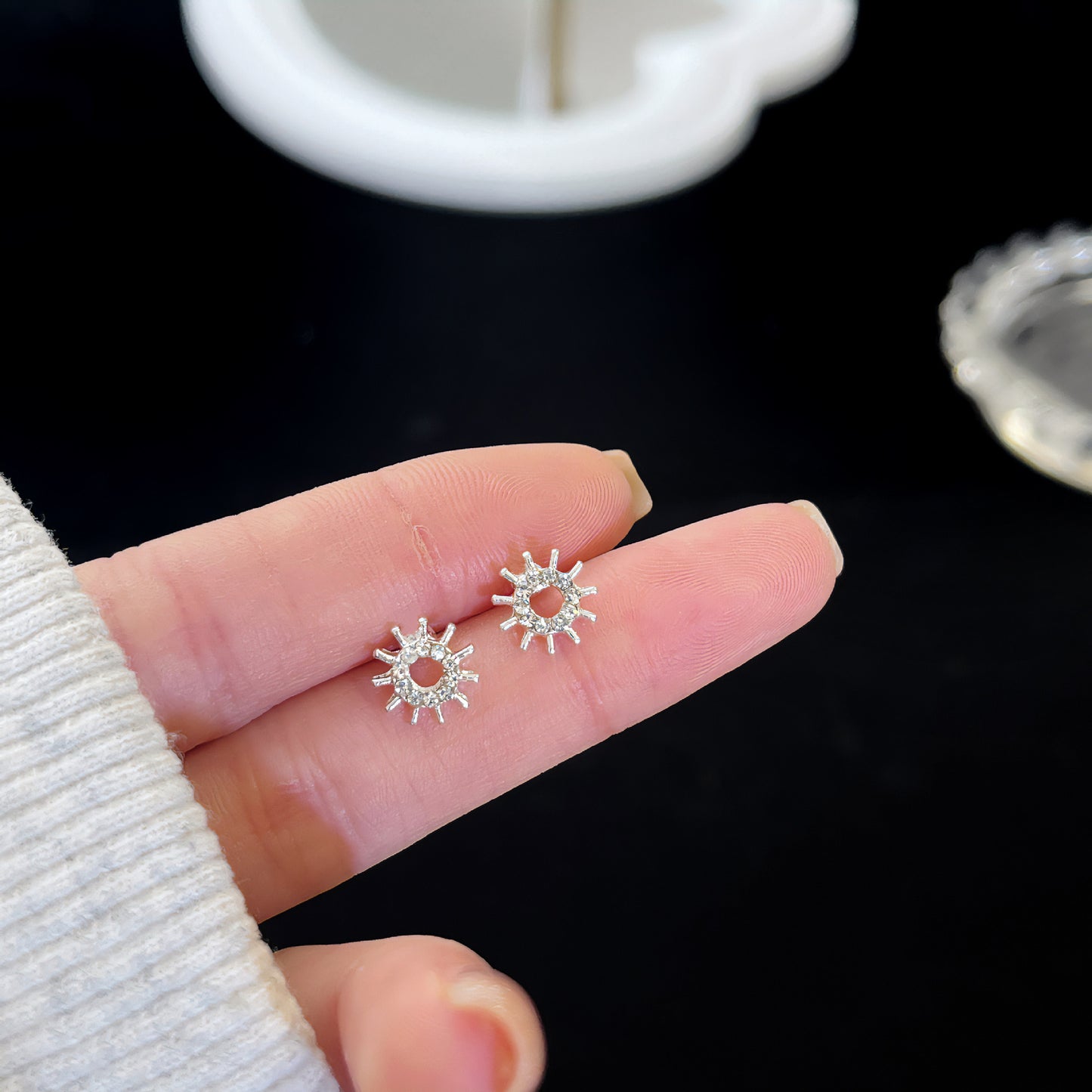 Zirconite ear rings
