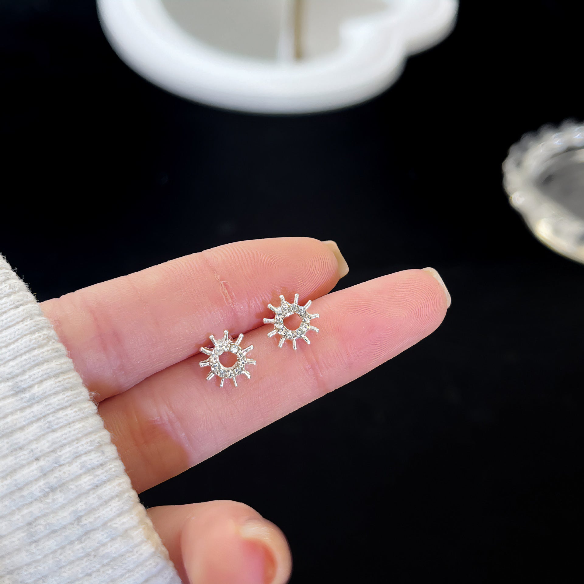 Zirconite ear rings